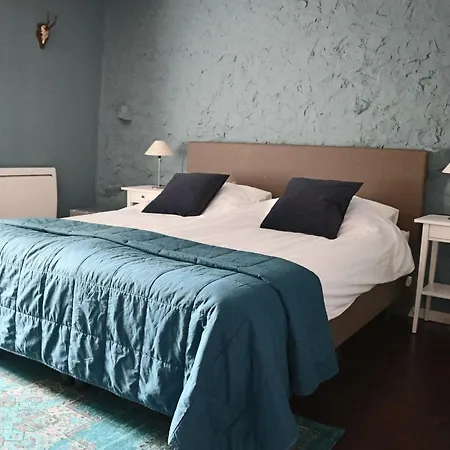 Bleue Confortable A La Ferme Avec Petit-dejeuner - Fr-1-589-748 Bed and Breakfast